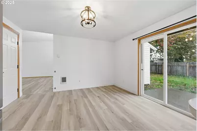 10418 NE 66th St, Vancouver, WA 98662 - Photo 12