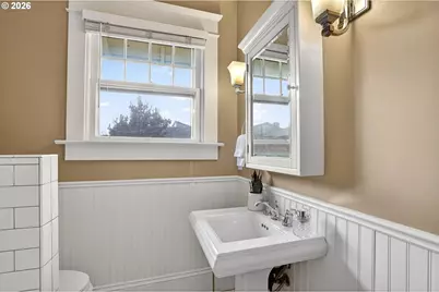 3234 SE Cesar E Chavez Blvd, Portland, OR 97202 - Photo 24