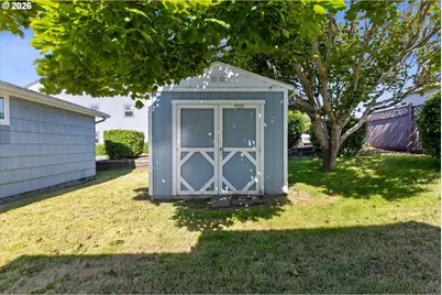 1435 NE 10th St, Lincoln City, OR 97367 - Photo 22