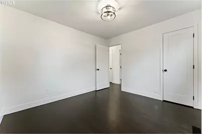 2333 SE 124th Ave, Portland, OR 97233 - Photo 14