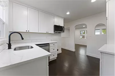 2333 SE 124th Ave, Portland, OR 97233 - Photo 10