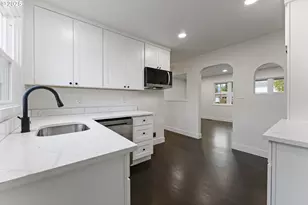 2333 SE 124th Ave, Portland, OR 97233 - Photo 10