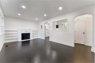 2333 SE 124th Ave, Portland, OR 97233 - Photo 4