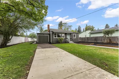 2333 SE 124th Ave, Portland, OR 97233 - Photo 2