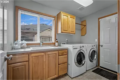 514 NE 49th Ave, Hillsboro, OR 97124 - Photo 28