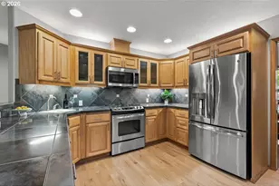 514 NE 49th Ave, Hillsboro, OR 97124 - Photo 18