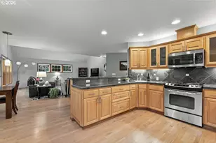 514 NE 49th Ave, Hillsboro, OR 97124 - Photo 16