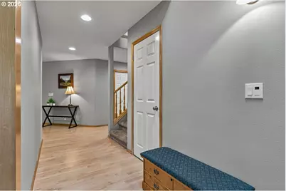 514 NE 49th Ave, Hillsboro, OR 97124 - Photo 6