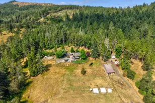 311 CloverLeaf St, Roseburg, OR 97471 - Photo 46