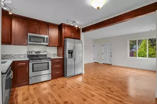 2012 E 33rd St, Vancouver, WA 98663 - Photo 8