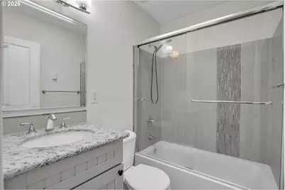 2012 E 33rd St, Vancouver, WA 98663 - Photo 12