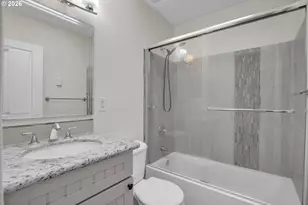 2012 E 33rd St, Vancouver, WA 98663 - Photo 12