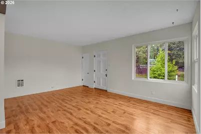 2012 E 33rd St, Vancouver, WA 98663 - Photo 10