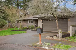 3133 SE 152nd Ave, Portland, OR 97236 - Photo 2