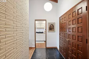 3133 SE 152nd Ave, Portland, OR 97236 - Photo 4