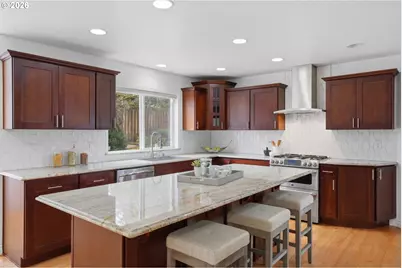 14351 SE Crestview Dr, Clackamas, OR 97015 - Photo 8