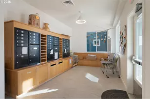 172 Oakleigh Ln, Eugene, OR 97404 - Photo 34