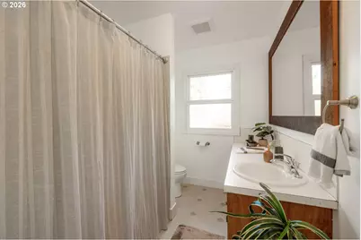 4231 SE Long St, Portland, OR 97206 - Photo 12