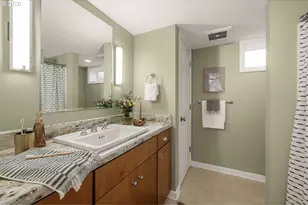 4231 SE Long St, Portland, OR 97206 - Photo 28