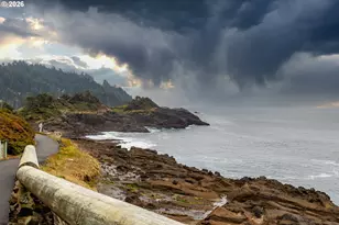 199 SW The Pines Dr, Depoe Bay, OR 97341 - Photo 28