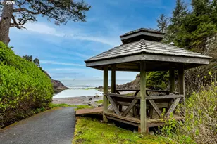 199 SW The Pines Dr, Depoe Bay, OR 97341 - Photo 26