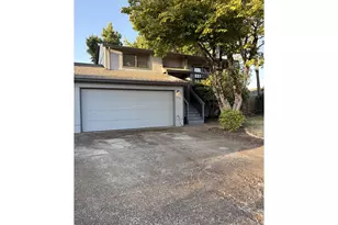 456 SW 11th Ave, Canby, OR 97013 - Photo 2