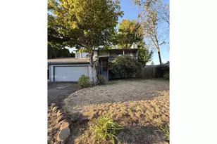 456 SW 11th Ave, Canby, OR 97013 - Photo 1