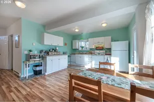 1673 Olive Alley, Eugene, OR 97401 - Photo 12
