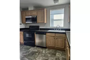 4875 NE Wyoming Circle, Salem, OR 97305 - Photo 10