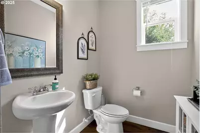 3968 NW 3rd Ave, Hillsboro, OR 97124 - Photo 32