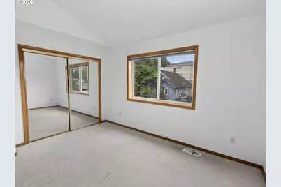16687 NE Halsey St, Portland, OR 97230 - Photo 18