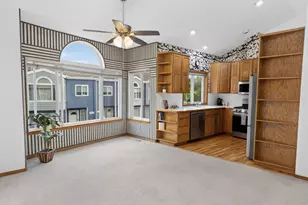 16687 NE Halsey St, Portland, OR 97230 - Photo 12