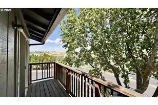 120 SE Jay Ave, Pendleton, OR 97801 - Photo 1