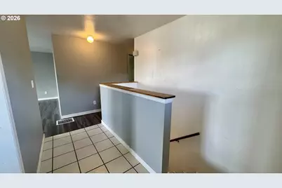 120 SE Jay Ave, Pendleton, OR 97801 - Photo 12