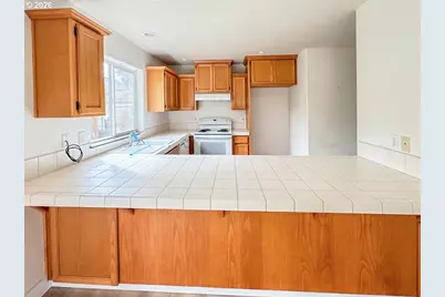 509 S Redwood St, Canby, OR 97013 - Photo 6