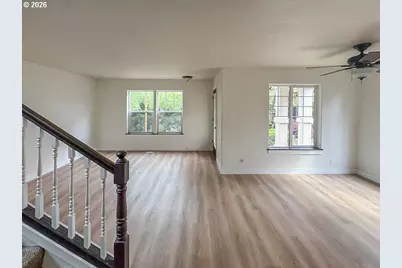 509 S Redwood St, Canby, OR 97013 - Photo 2
