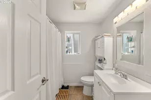 47 Eagle Crest Dr, Lake Oswego, OR 97035 - Photo 10