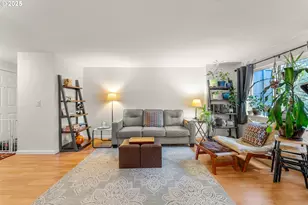 47 Eagle Crest Dr, Lake Oswego, OR 97035 - Photo 4