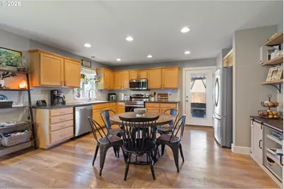 132 N Johnson Ave, Yacolt, WA 98675 - Photo 6