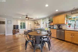 132 N Johnson Ave, Yacolt, WA 98675 - Photo 6