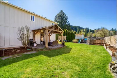 132 N Johnson Ave, Yacolt, WA 98675 - Photo 32