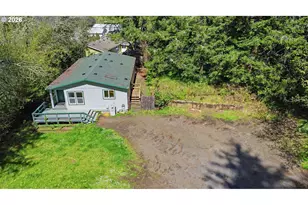 1529 NE Wagon Rd, Toledo, OR 97391 - Photo 6