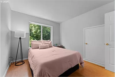 223 NE 76th Ave, Hillsboro, OR 97124 - Photo 14