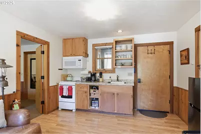 54444 McKenzie River Dr, Blue River, OR 97413 - Photo 14