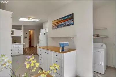 955 NE Mill C-18 St, Waldport, OR 97394 - Photo 16