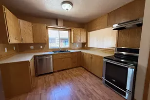 146 1st St, Myrtle Point, OR 97458 - Photo 16