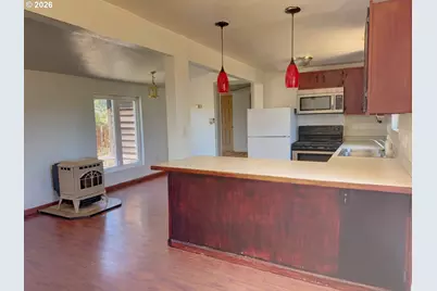 146 1st St, Myrtle Point, OR 97458 - Photo 30