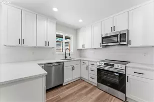 9545 SW 90th Ave, Portland, OR 97223 - Photo 10