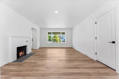 9545 SW 90th Ave, Portland, OR 97223 - Photo 4