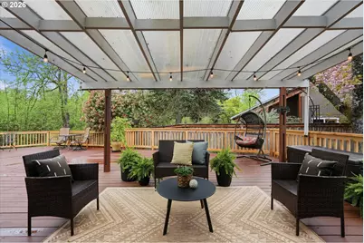 14400 NW Oakhills Dr, Beaverton, OR 97006 - Photo 36